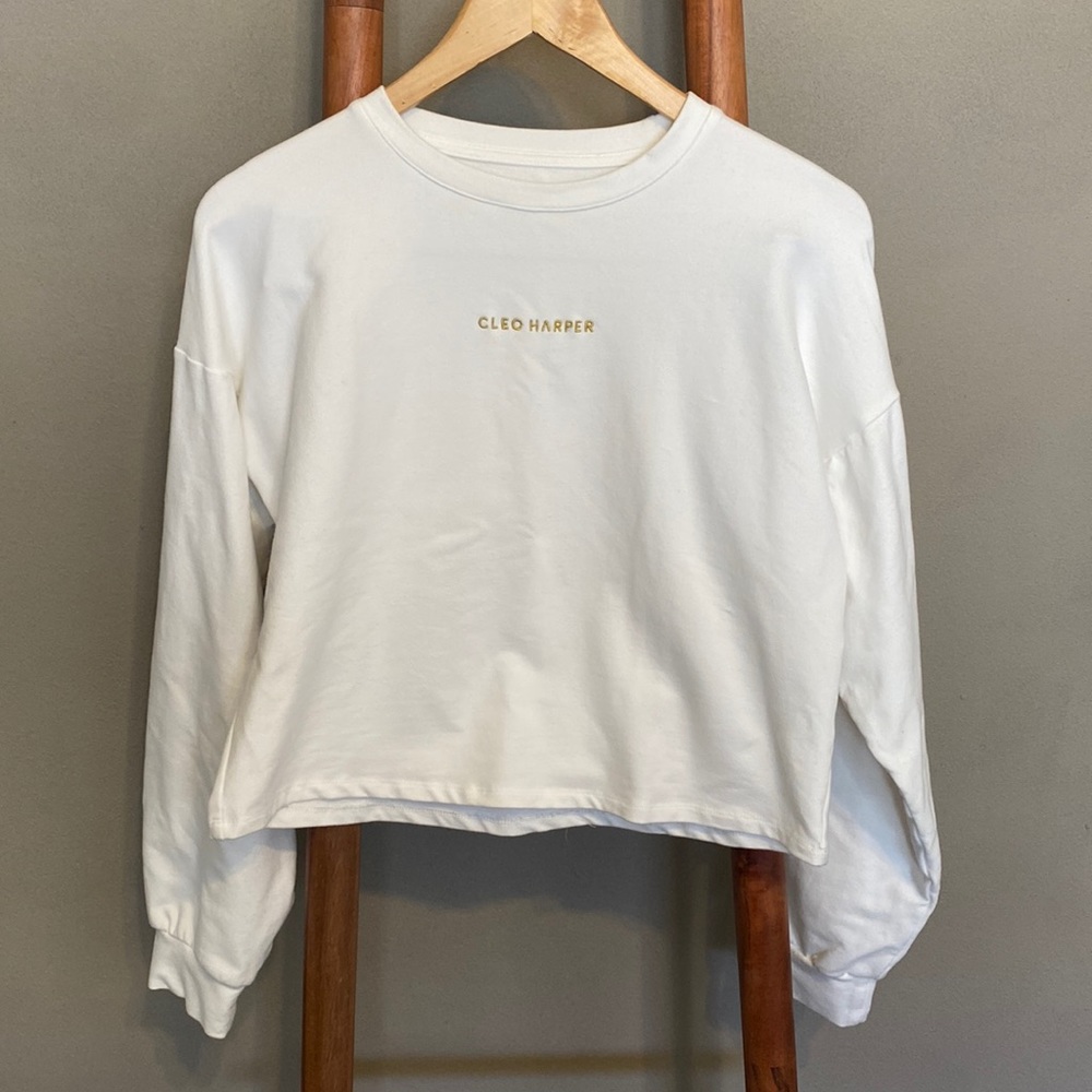 Cleo Harper crop sweatshirt.
